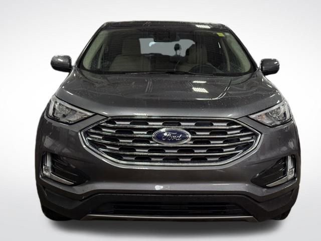 Used 2022 Ford Edge SEL w/ Convenience Package image 3