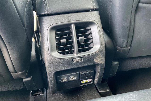 Used 2021 Jeep Cherokee Limited image 30