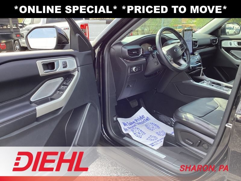 Used 2023 Ford Explorer Limited w/ Hybrid Equipment Group 310A AWD/4WD image 27