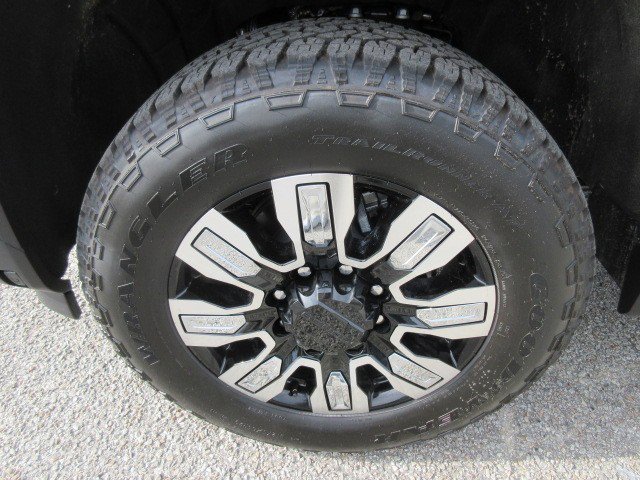 New 2026 GMC Sierra 2500 Denali w/ Denali Reserve Package AWD/4WD image 12