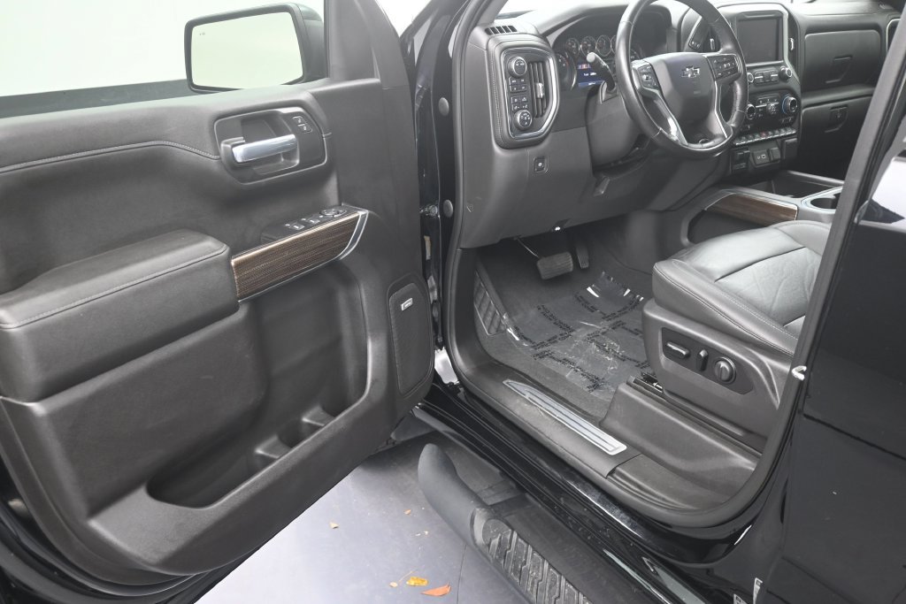 Used 2021 Chevrolet Silverado 1500 LT Trail Boss w/ Convenience Package II AWD/4WD image 10