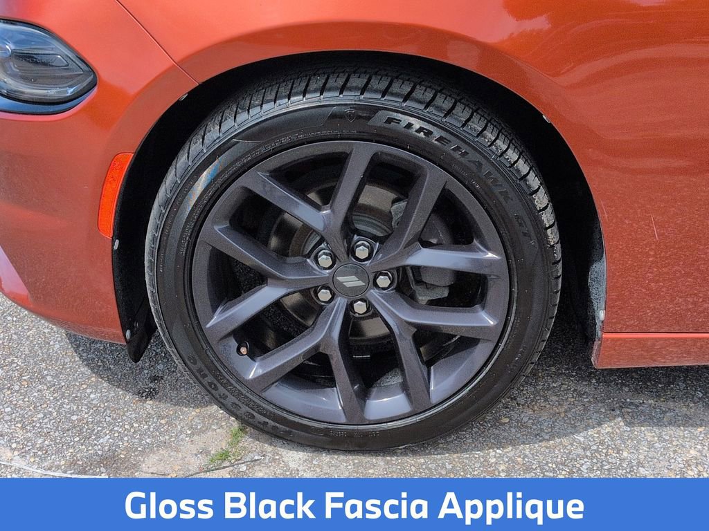 Used 2020 Dodge Charger SXT w/ Blacktop Package image 12