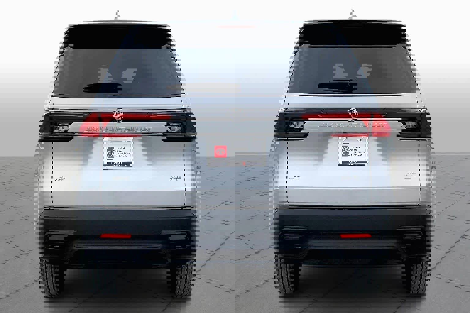 Certified 2025 Toyota Grand Highlander AWD image 4