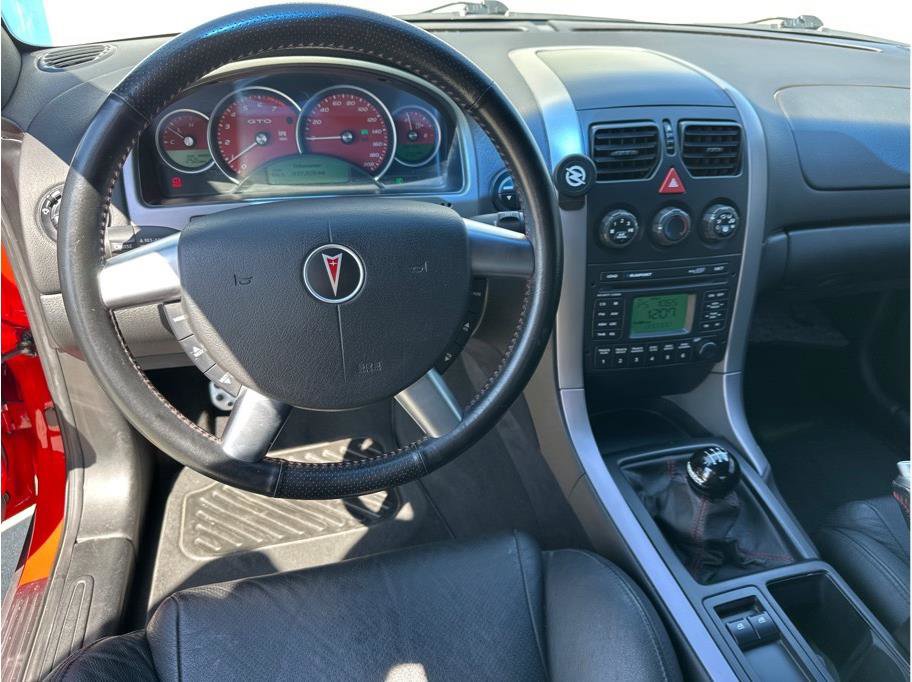 Used 2005 Pontiac GTO image 28