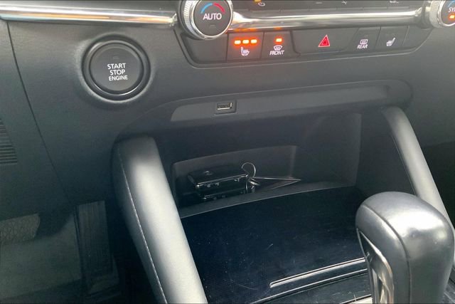 Used 2019 MAZDA MAZDA3 Hatchback w/ Premium Package image 33