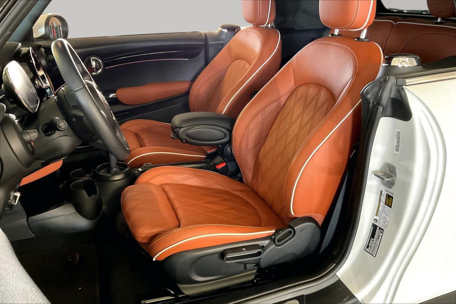 Used 2024 MINI Cooper Convertible w/ Signature Upholstery Package FWD image 7