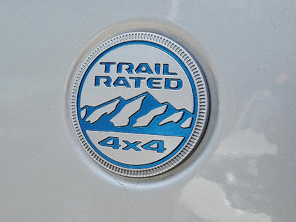 Used 2023 Jeep Wrangler Unlimited Sahara w/ Cold Weather Group AWD/4WD image 32