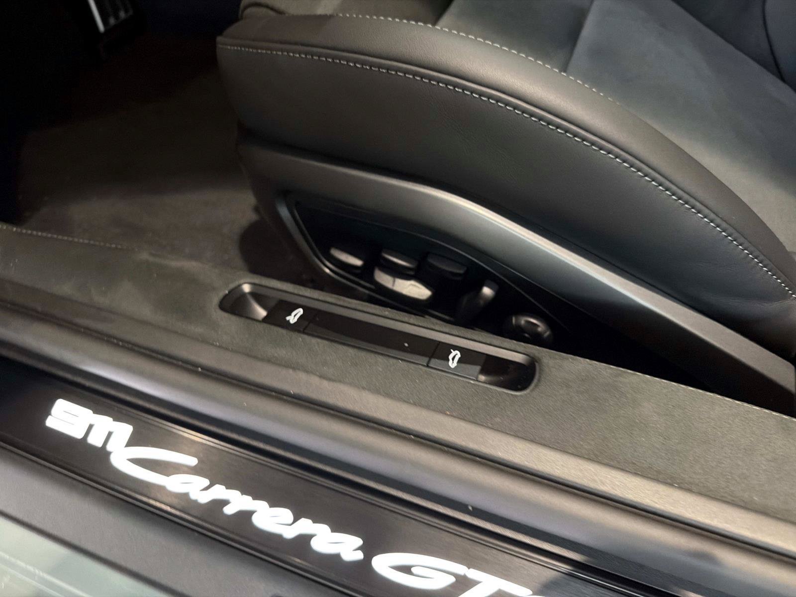 New 2026 Porsche 911 Carrera GTS RWD image 16
