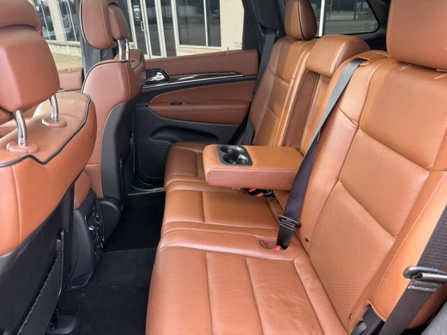 Used 2020 Jeep Grand Cherokee Overland AWD/4WD image 17