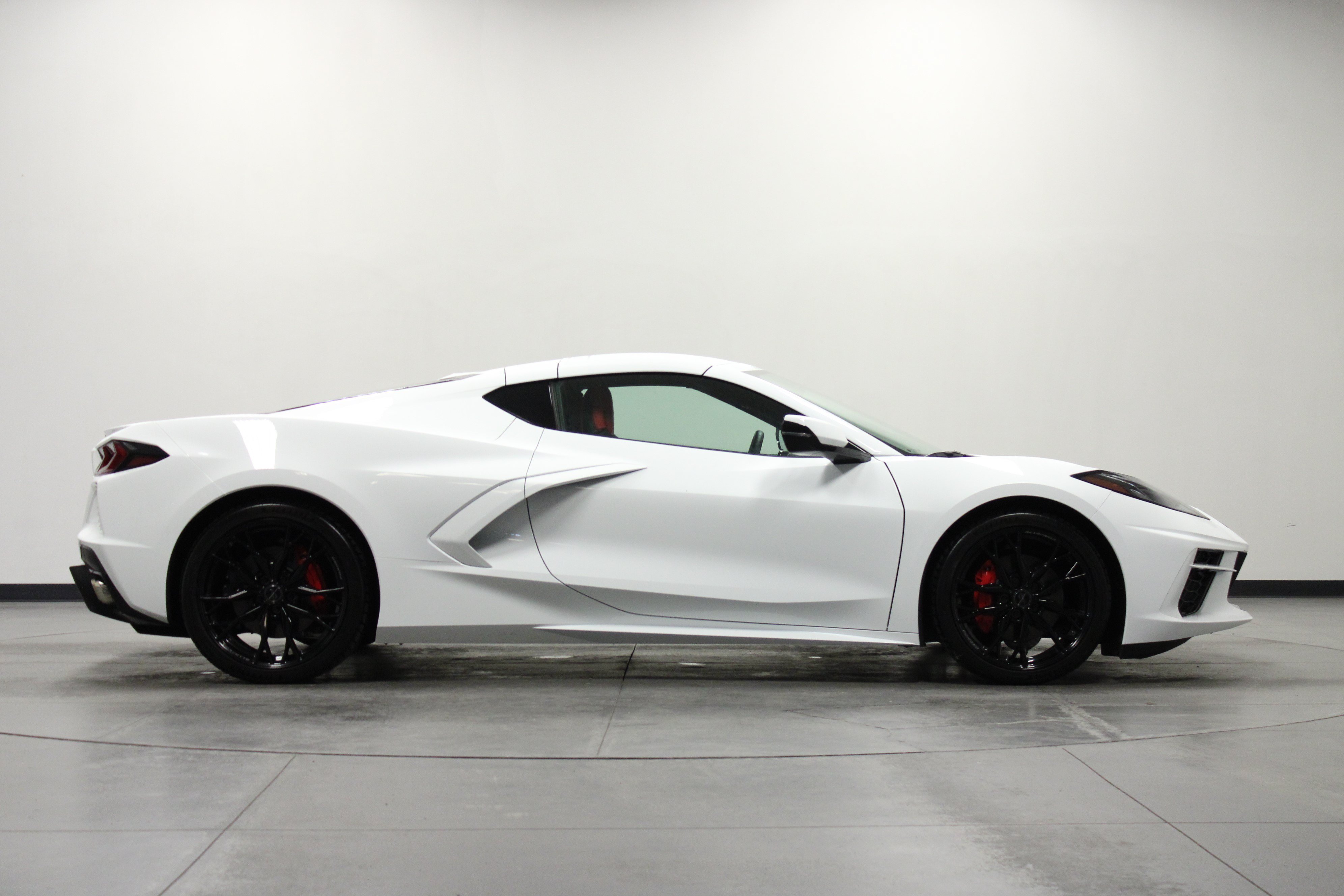 Used 2026 Chevrolet Corvette Stingray Coupe RWD image 3