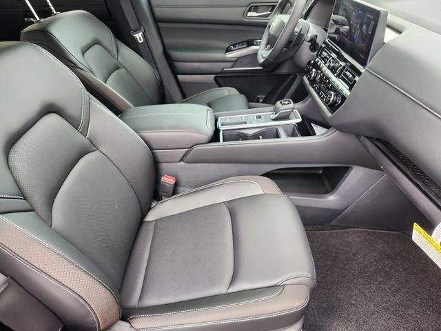 New 2026 Nissan Pathfinder SL w/ SL Premium Package FWD image 10