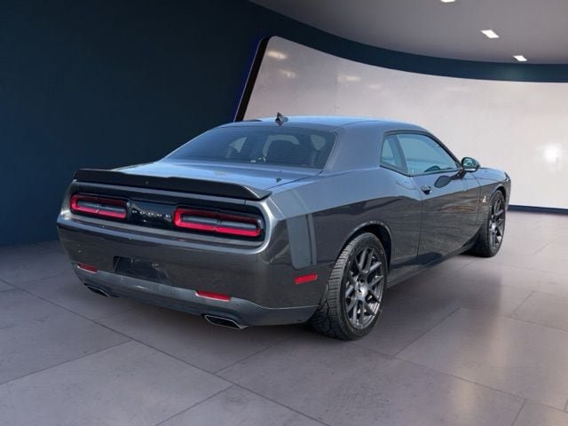 Used 2016 Dodge Challenger R/T Scat Pack w/ Leather Interior Group RWD image 5