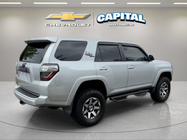 Used 2019 Toyota 4Runner TRD Off-Road AWD/4WD image 5