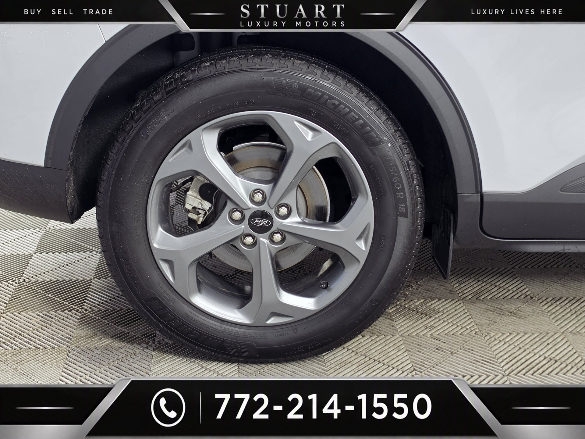 Used 2025 Ford Escape ST-Line w/ Equipment Group 301A FWD image 5