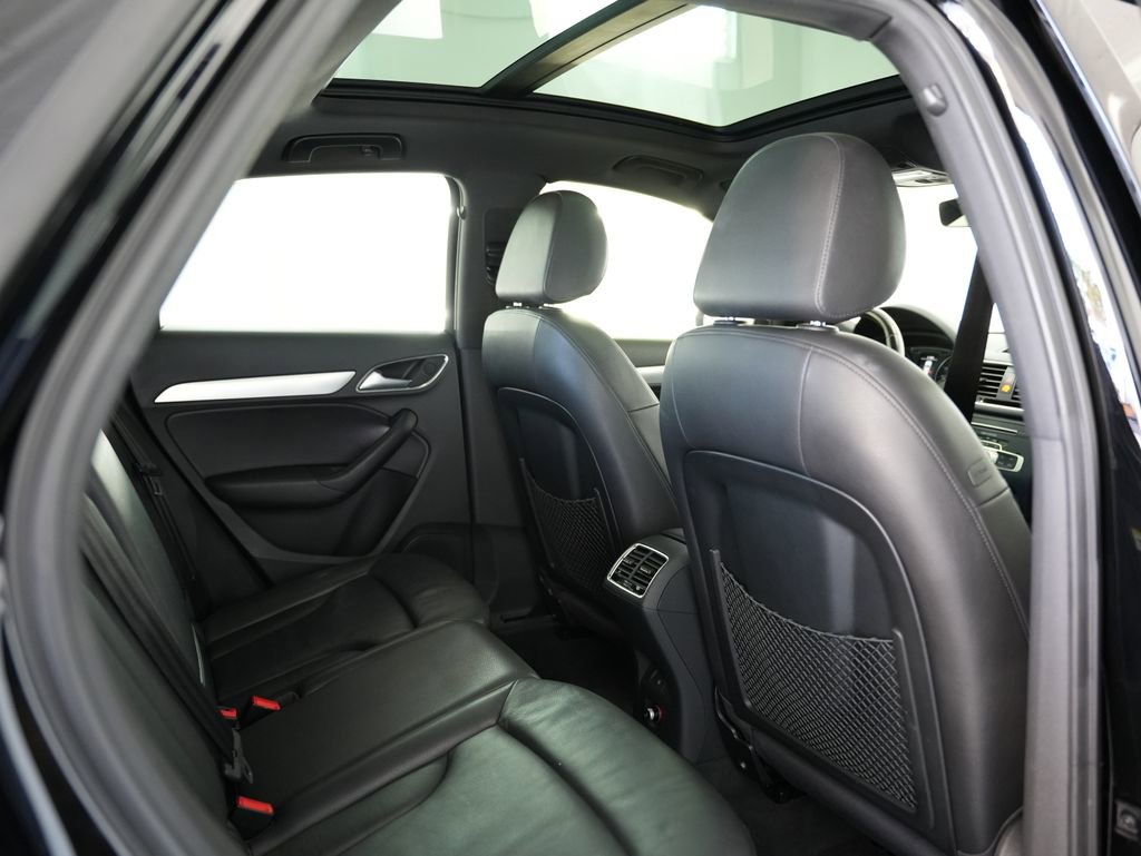 Used 2018 Audi Q3 2.0T Premium Plus w/ Premium Plus Package AWD/4WD image 36