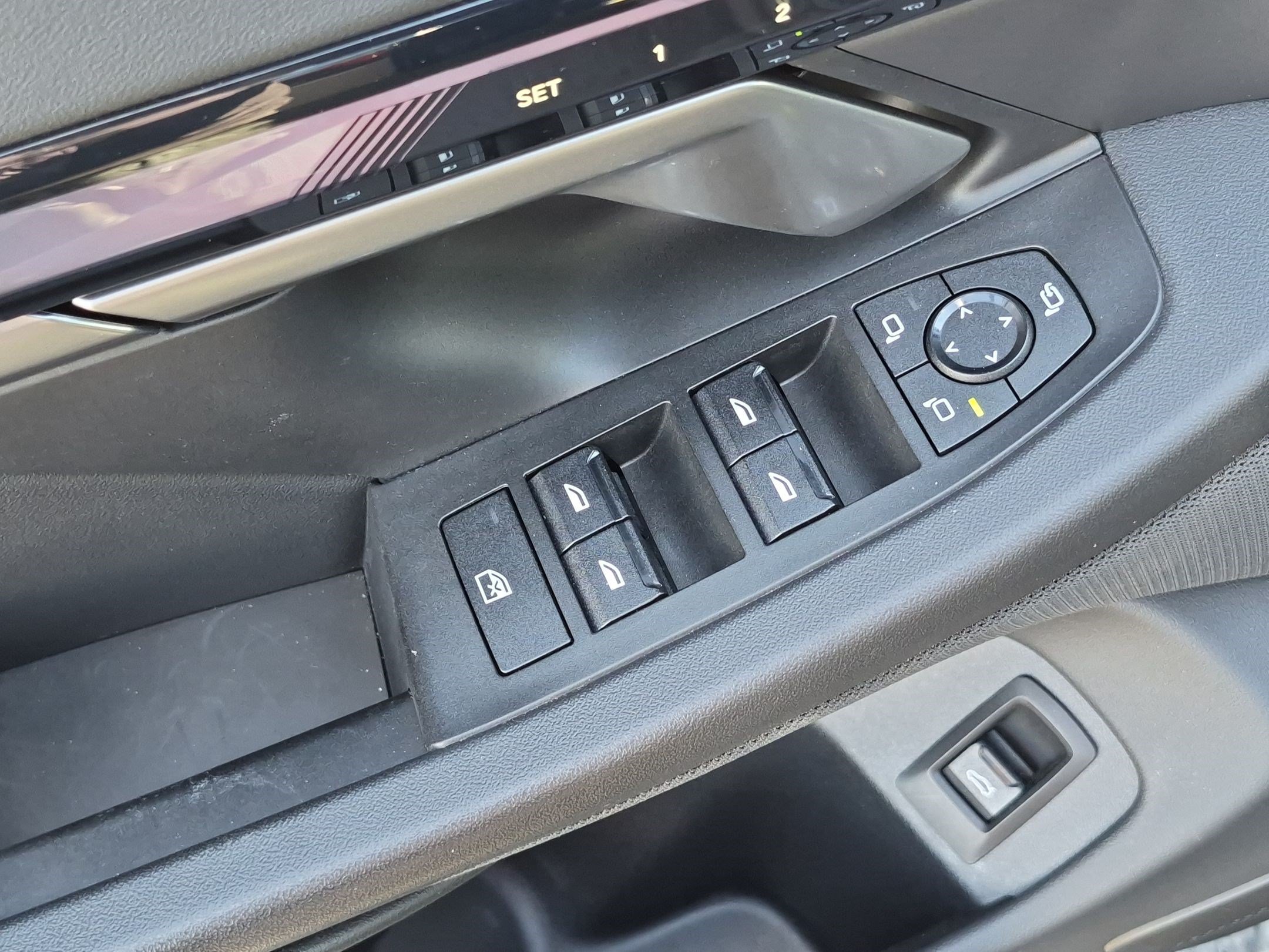 Certified 2024 BMW i5 eDrive40i w/ Premium Package RWD image 15