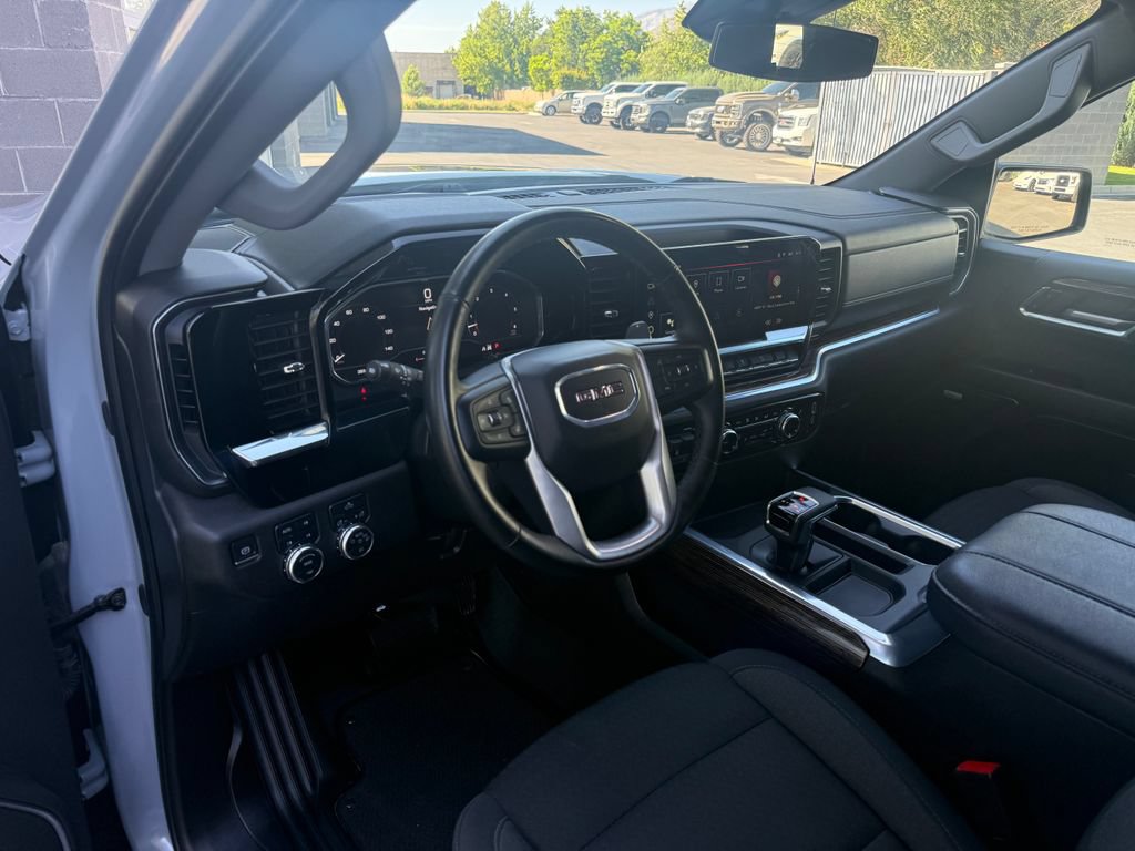 Used 2024 GMC Sierra 1500 Elevation w/ Preferred Package AWD/4WD image 23