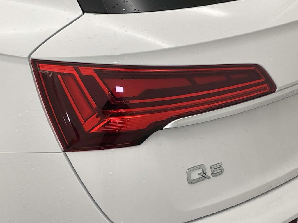 Used 2022 Audi Q5 2.0T Premium image 16
