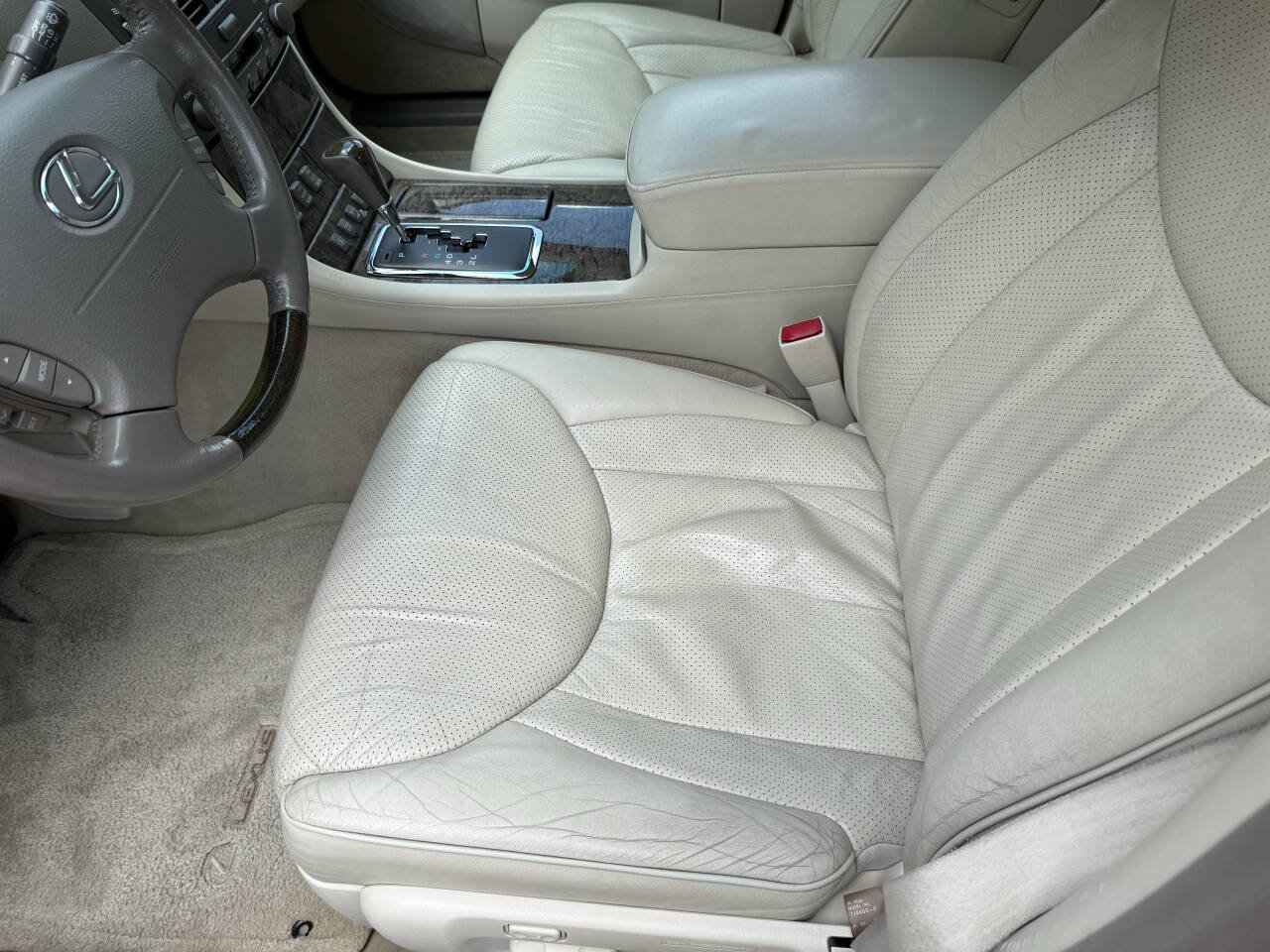Used 2001 Lexus LS 430 RWD image 14