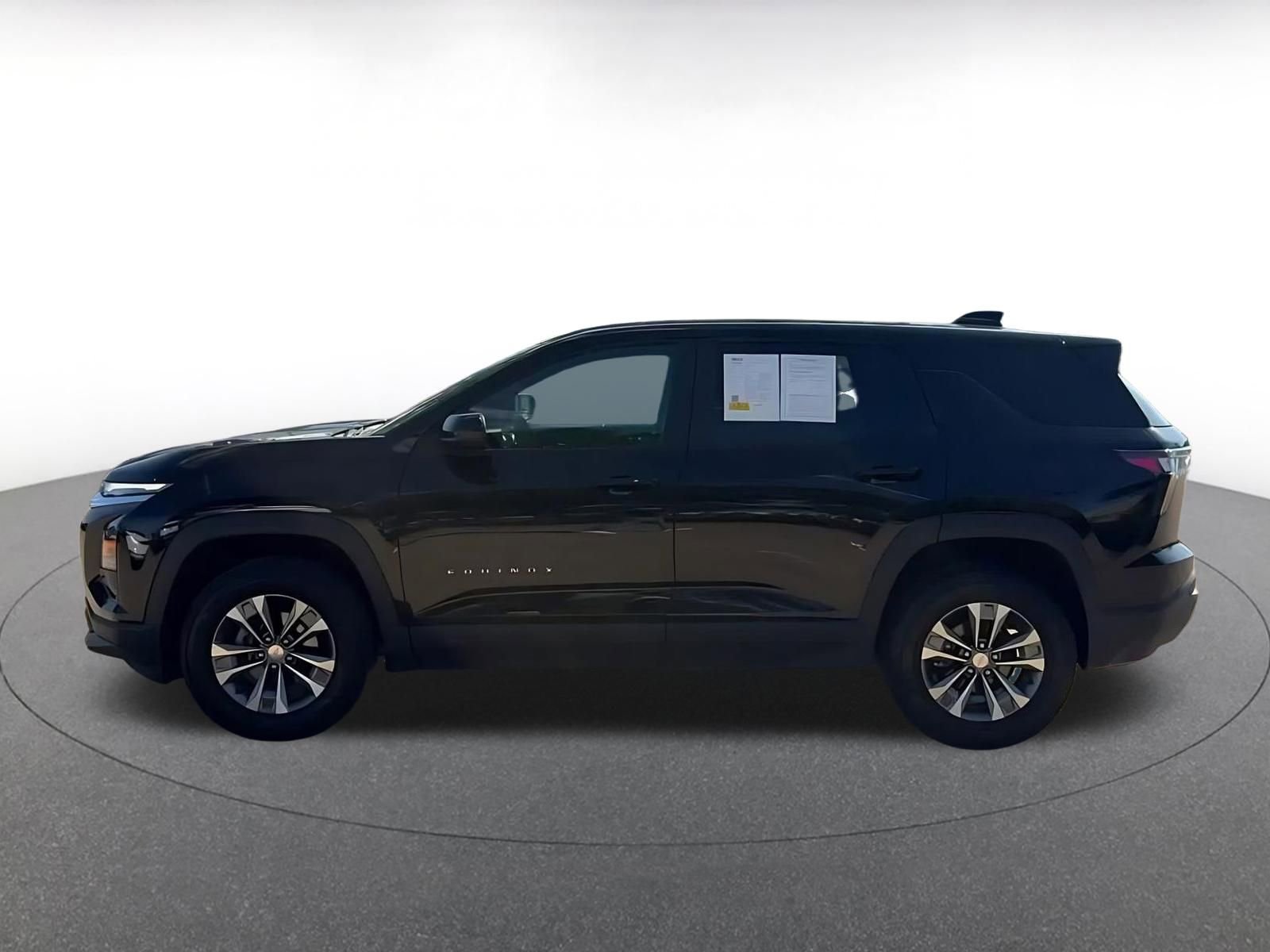 Used 2025 Chevrolet Equinox LT FWD image 9