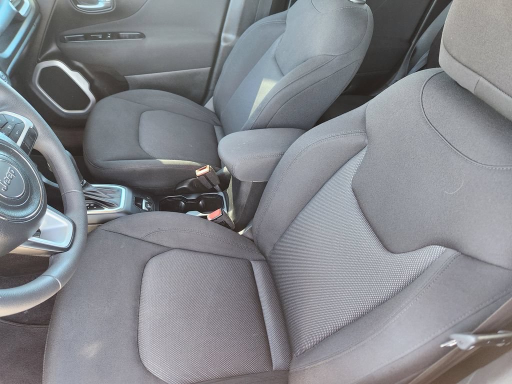 Used 2020 Jeep Renegade Sport w/ Sport Appearance Group FWD image 8