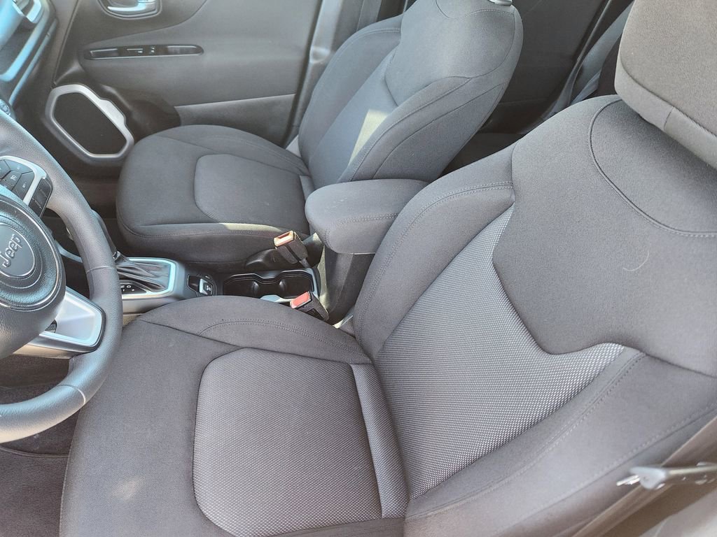 Used 2020 Jeep Renegade Sport w/ Sport Appearance Group image 8