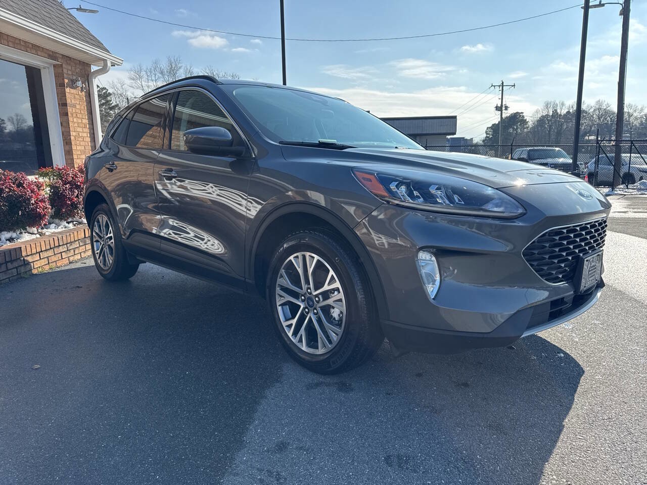 Used 2022 Ford Escape SEL image 6