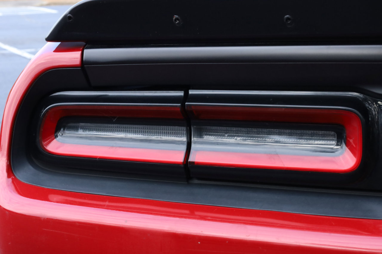 Used 2016 Dodge Challenger SRT w/ Technology Group image 28