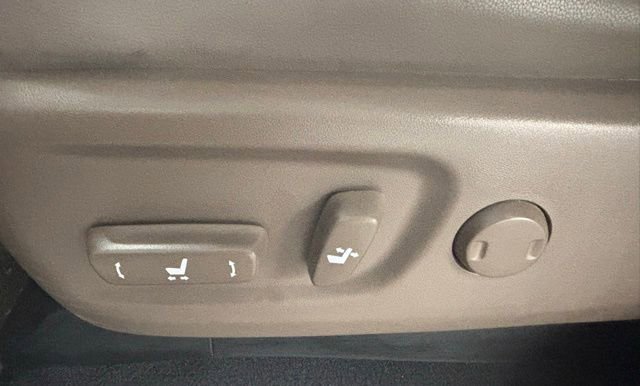 Used 2020 Lexus GX 460 Premium w/ Premium Package image 21