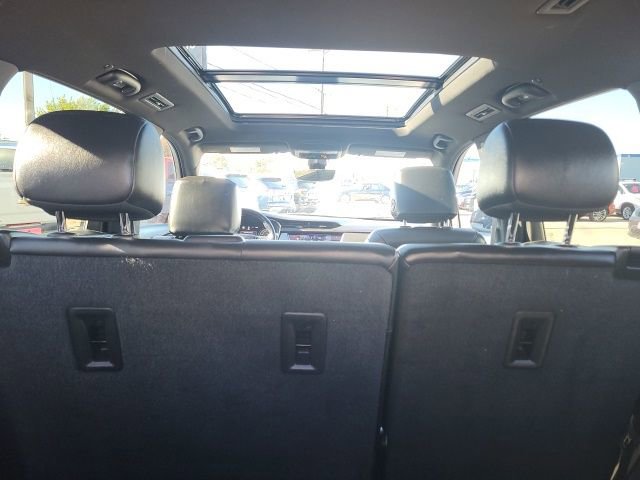 Used 2023 Cadillac XT6 Sport image 11