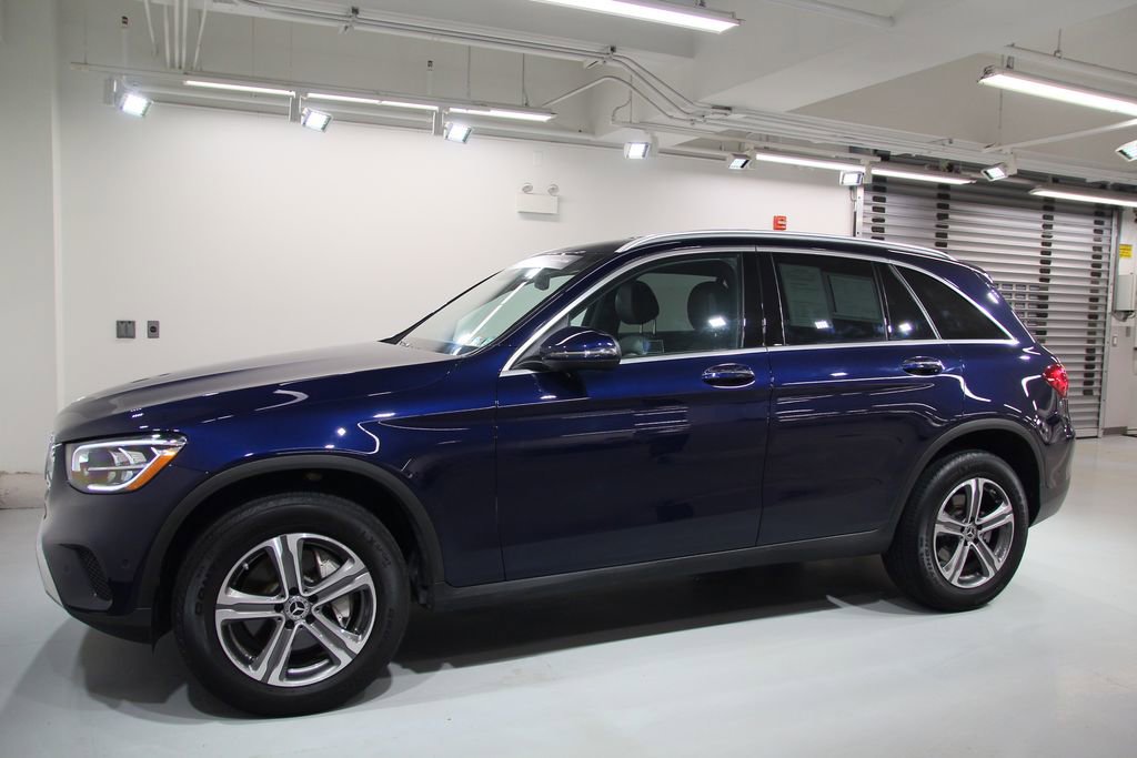Certified 2022 Mercedes-Benz GLC 300 4MATIC image 3