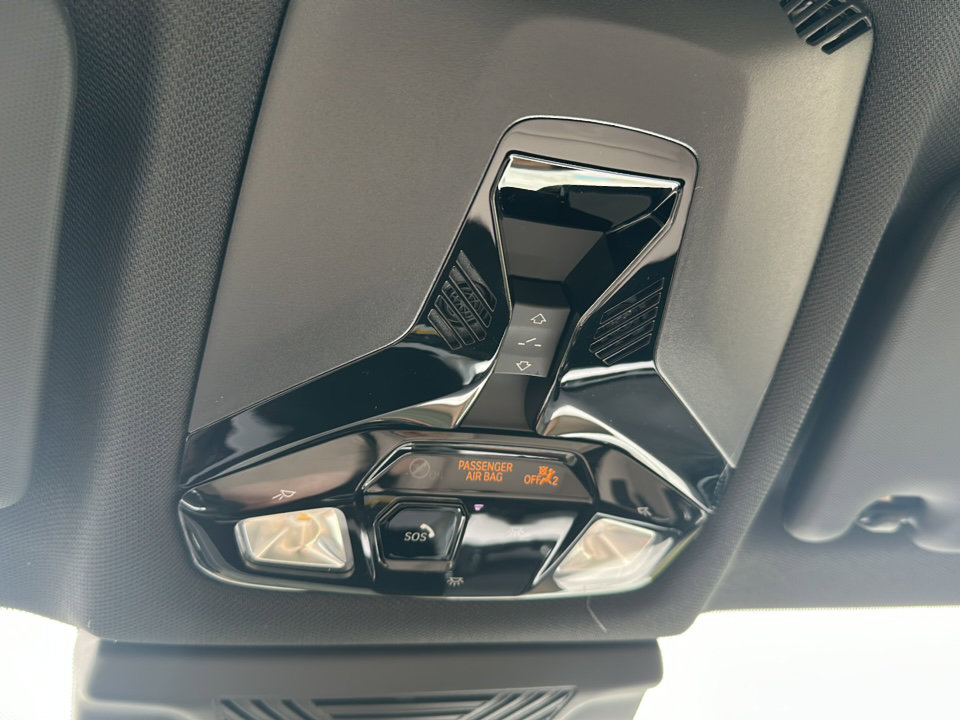 New 2025 BMW X1 xDrive28i w/ Technology Package image 27