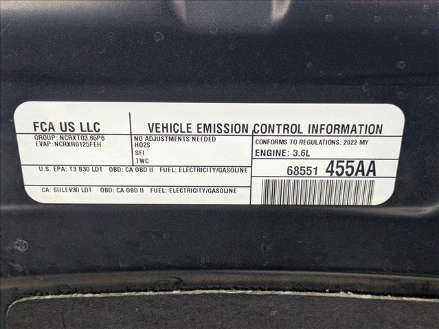Used 2022 Chrysler Pacifica Touring-L FWD image 24