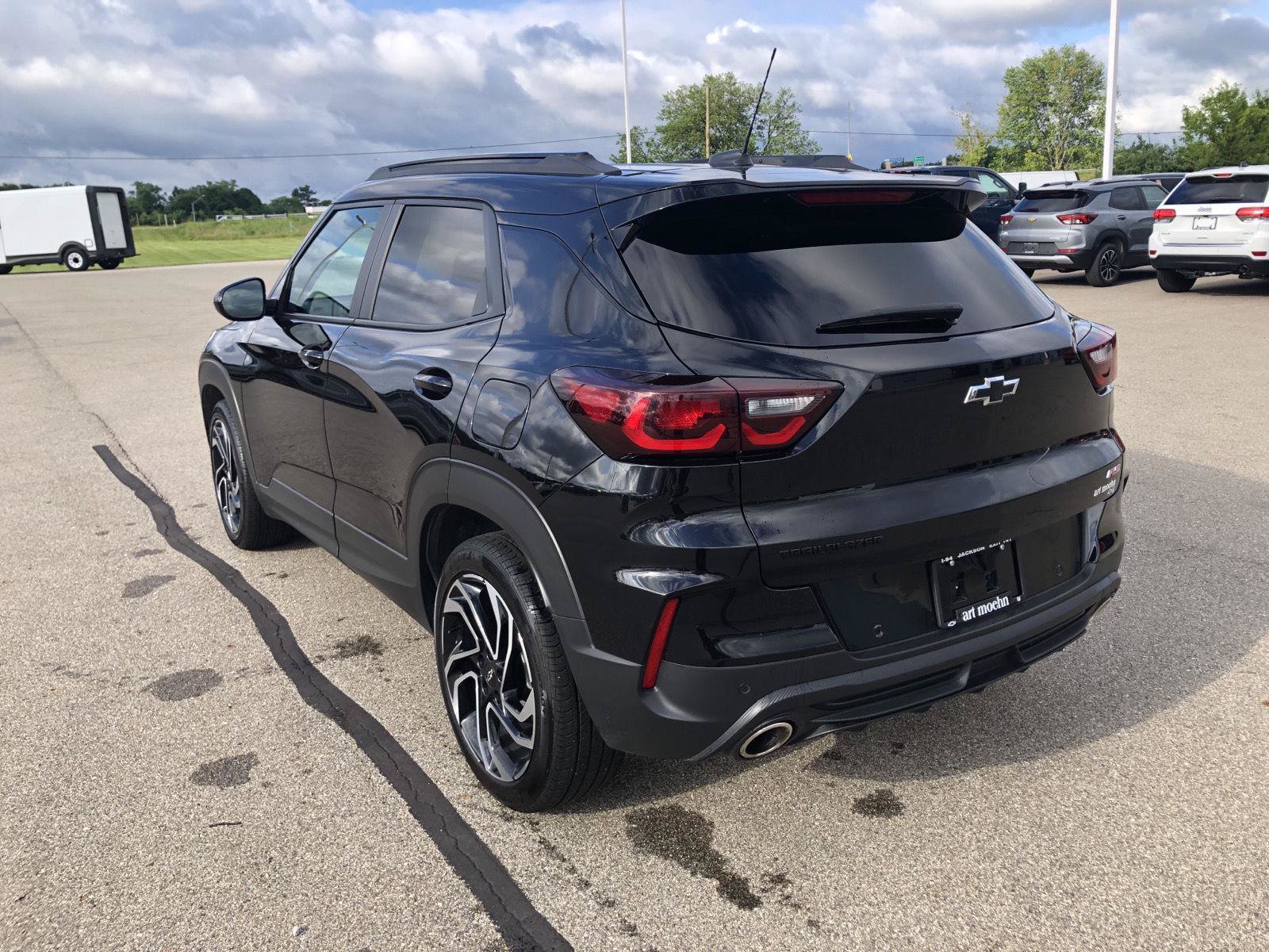 Used 2024 Chevrolet TrailBlazer RS w/ Driver Confidence Package FWD image 3