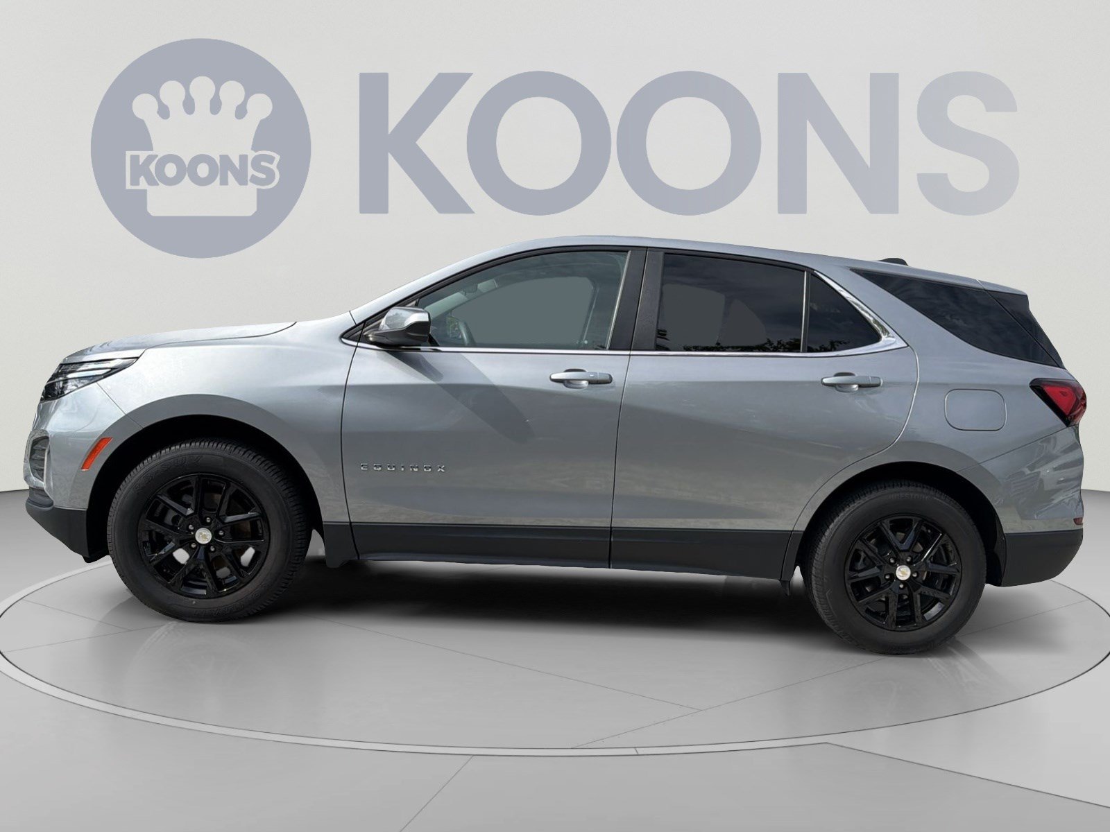 Used 2024 Chevrolet Equinox LT AWD/4WD image 2