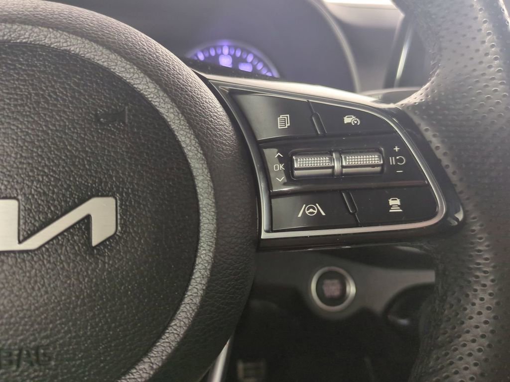 Used 2022 Kia Forte GT-Line w/ GT-Line Premium Package image 31