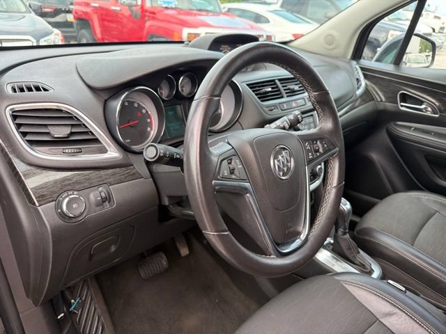 Used 2016 Buick Encore Convenience FWD image 16