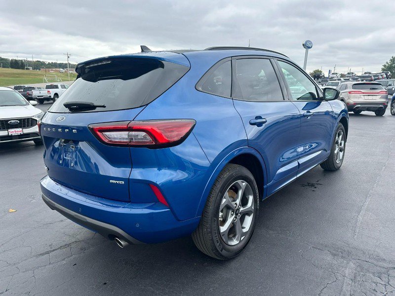 Used 2023 Ford Escape ST-Line w/ Tech Pack #1 image 3