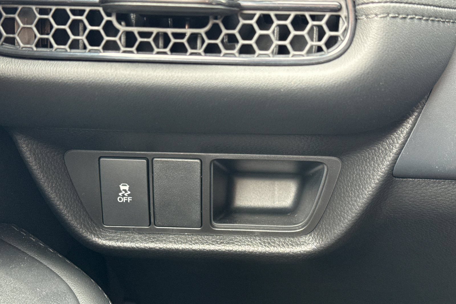 New 2027 Honda HR-V LX image 31