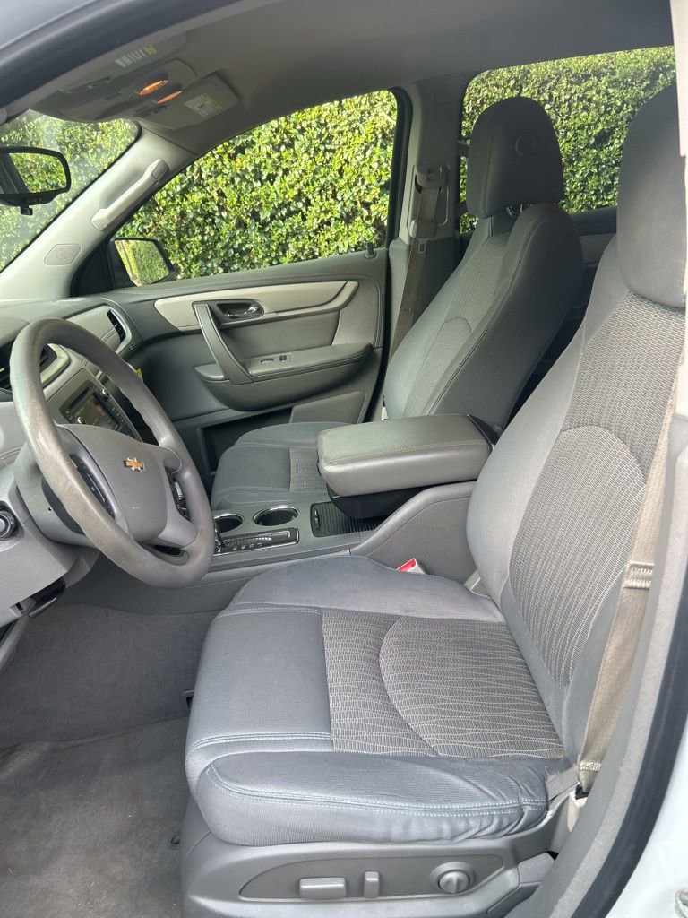 Used 2016 Chevrolet Traverse LS image 29