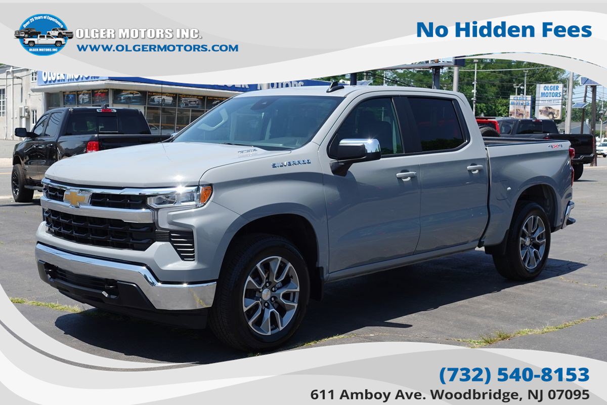 Used 2024 Chevrolet Silverado 1500 LT AWD/4WD image 1
