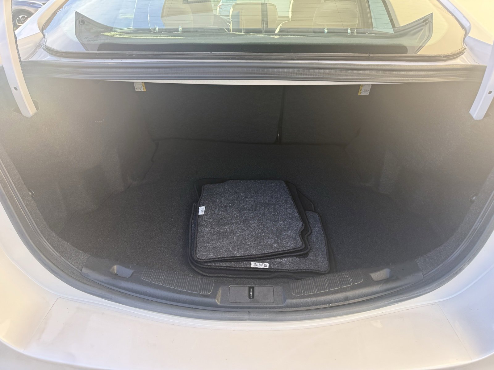 Used 2017 Ford Fusion Sport w/ Equipment Group 401A image 9