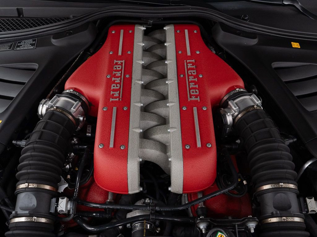 Used 2017 Ferrari GTC4Lusso image 44