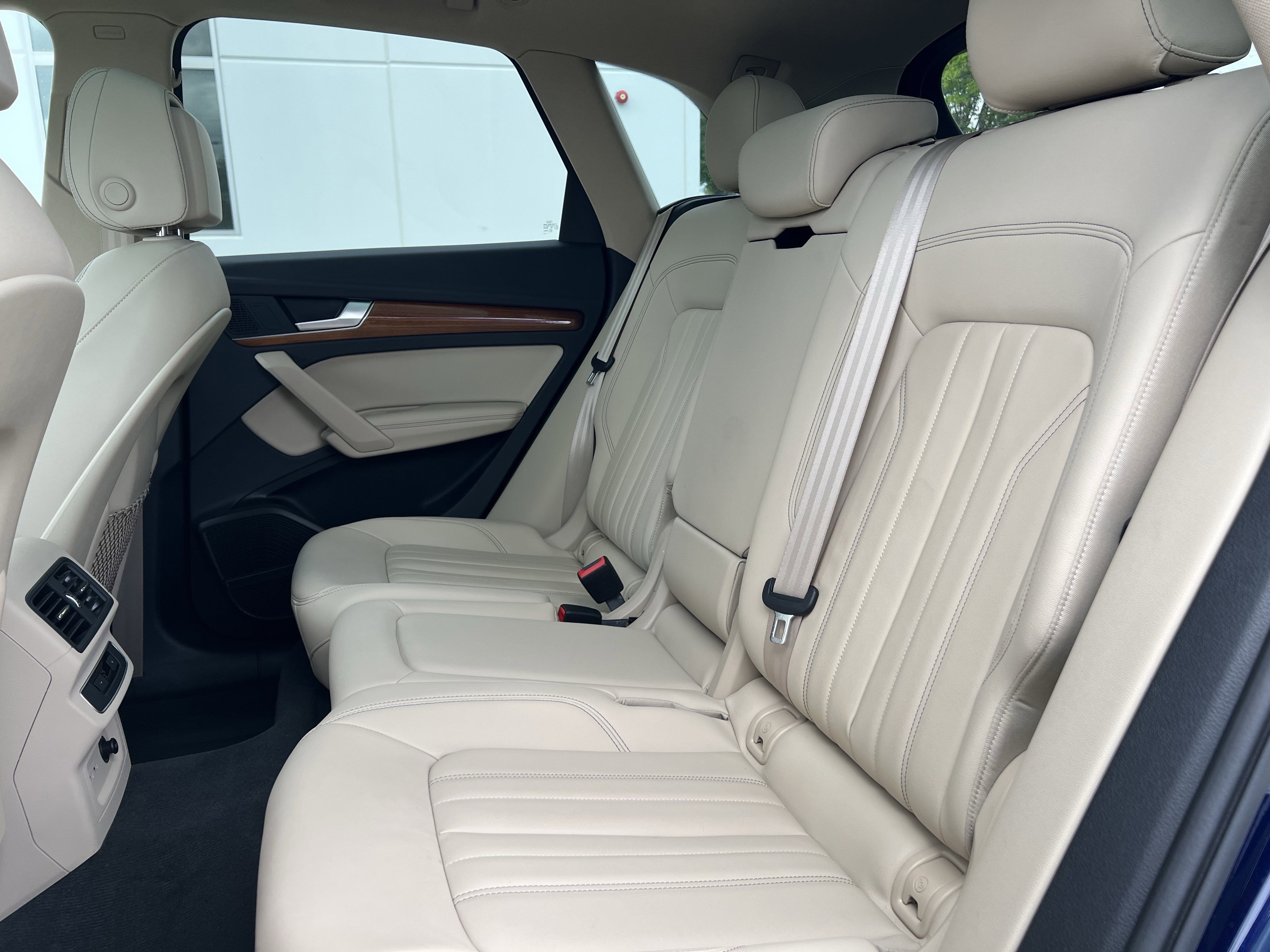 Used 2023 Audi Q5 2.0T Premium Plus w/ Premium Plus Package image 6