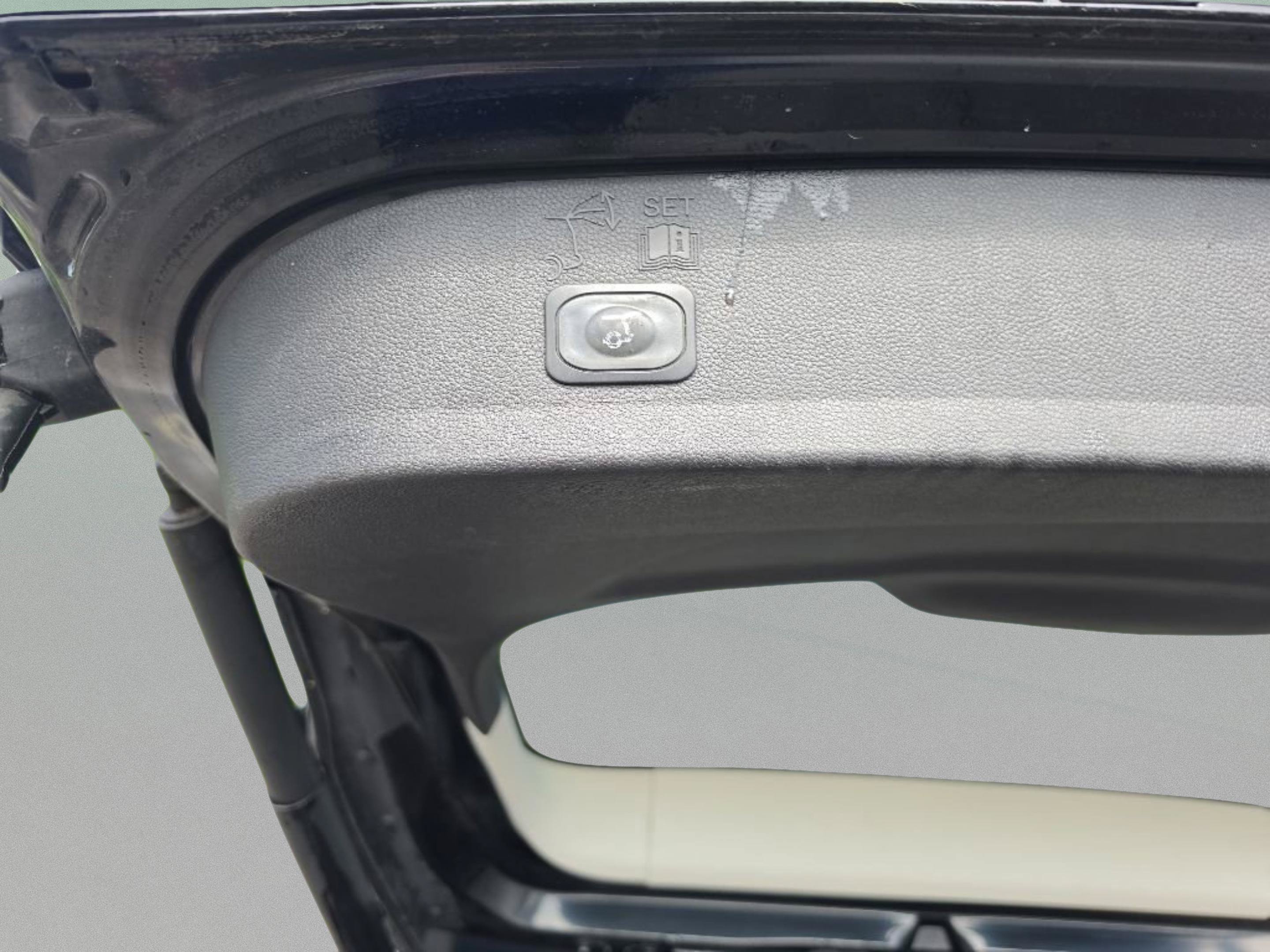 Used 2018 Ford Escape SEL AWD/4WD image 12