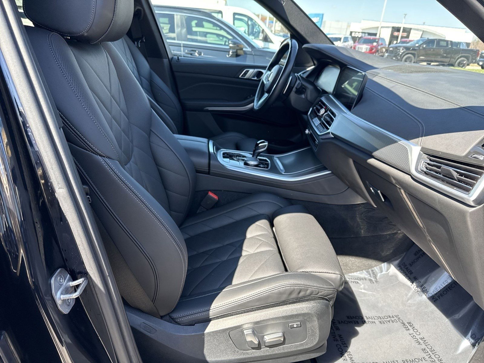 Used 2023 BMW X5 xDrive40i w/ M Sport Package image 24