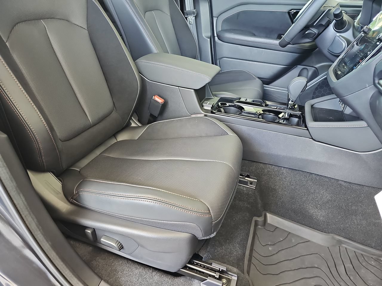 Certified 2026 Subaru Forester Touring AWD/4WD image 13
