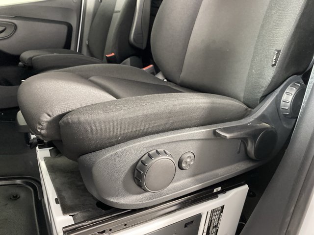 Used 2025 Mercedes-Benz Sprinter 2500 image 13
