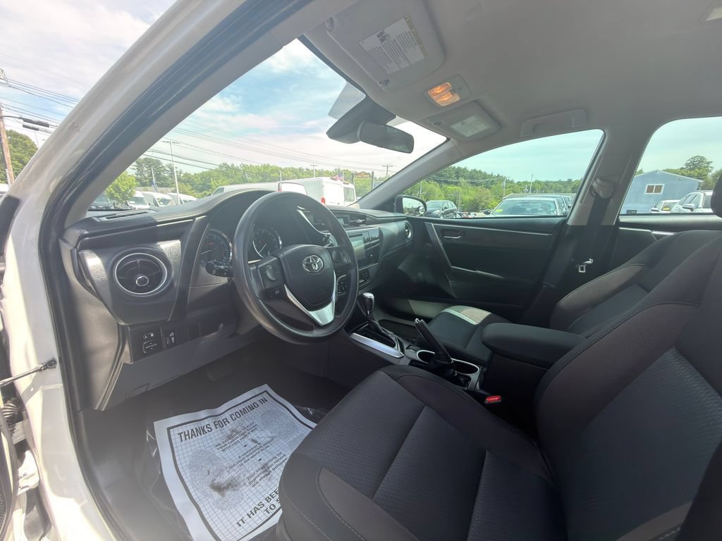 Used 2019 Toyota Corolla LE FWD image 21