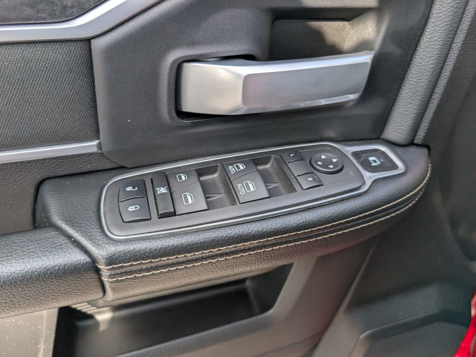Used 2024 RAM 2500 Big Horn AWD/4WD image 20